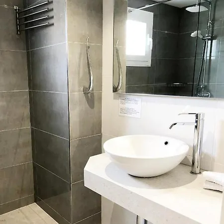 Alexia - Coral - Apartamento *