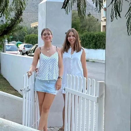 Alexia Coral 2nd Floor Stairs 1br Pool View 9 Min To Sea 5min To Town At1833 *
