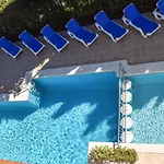 Alexia Coral 2nd Floor Stairs 1br Pool View 9 Min To Sea 5min To Town At1833