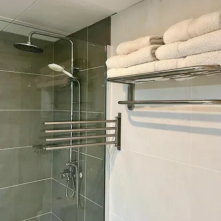 Alexia Coral 2nd Floor Stairs 1br Pool View 9 Min To Sea 5min To Town At1833 ポルト・ダ・ポリェンサ