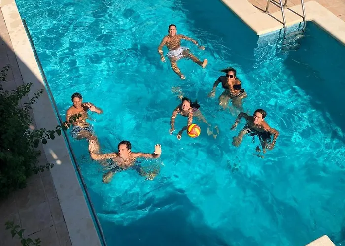 Alexia Coral 2nd Floor Stairs 1br Pool View 9 Min To Sea 5min To Town At1833 Apartment *